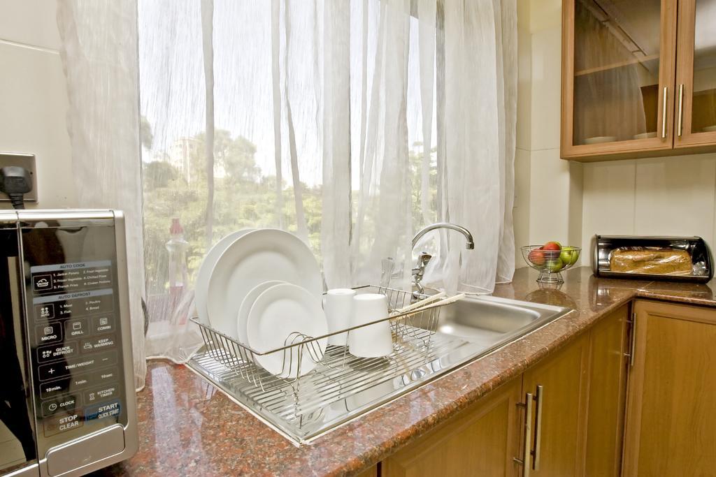 Gemsuites Serviced Apartments State House Nairobi Buitenkant foto