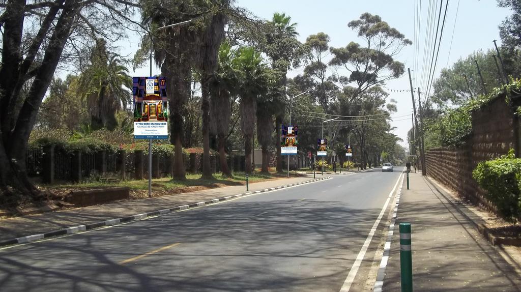 Gemsuites Serviced Apartments State House Nairobi Buitenkant foto