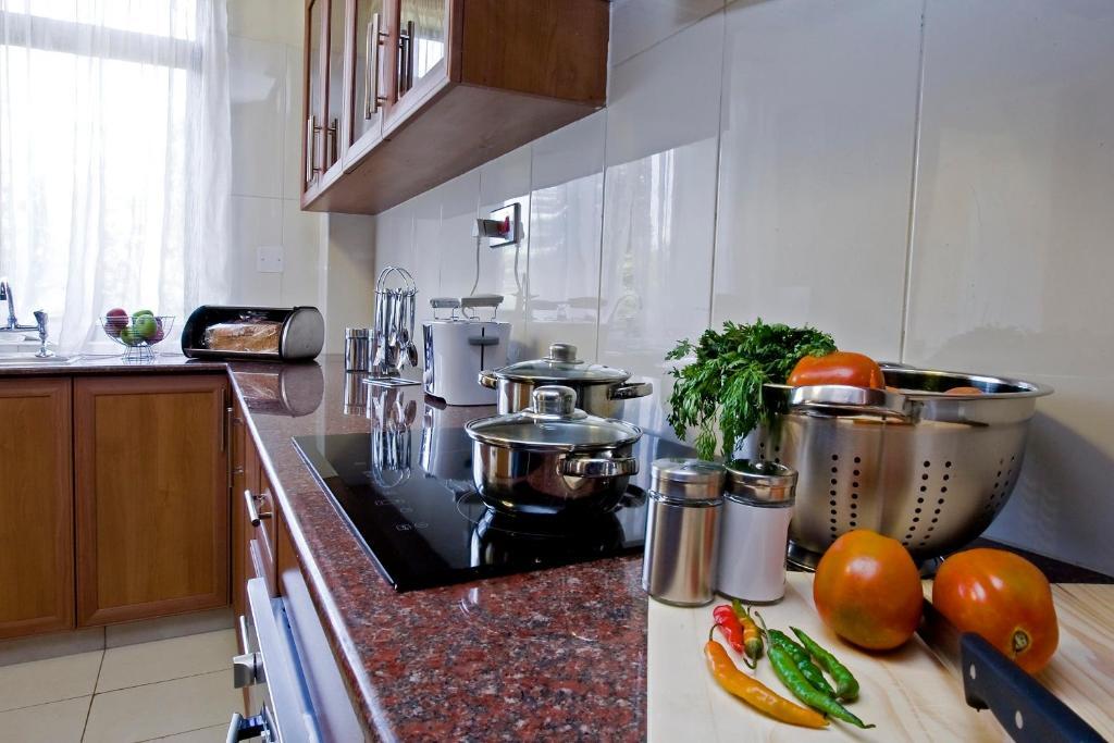 Gemsuites Serviced Apartments State House Nairobi Kamer foto