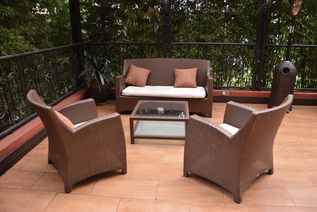 Gemsuites Serviced Apartments State House Nairobi Buitenkant foto