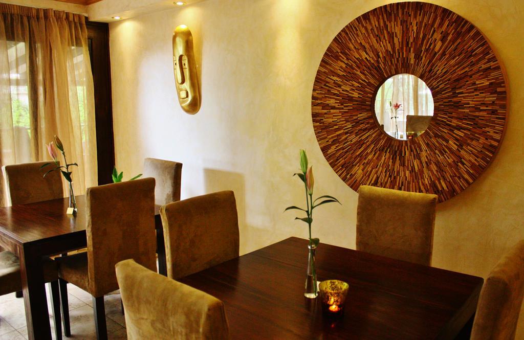 Gemsuites Serviced Apartments State House Nairobi Buitenkant foto